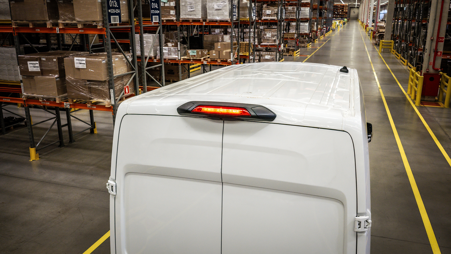 ford-etransit (10)