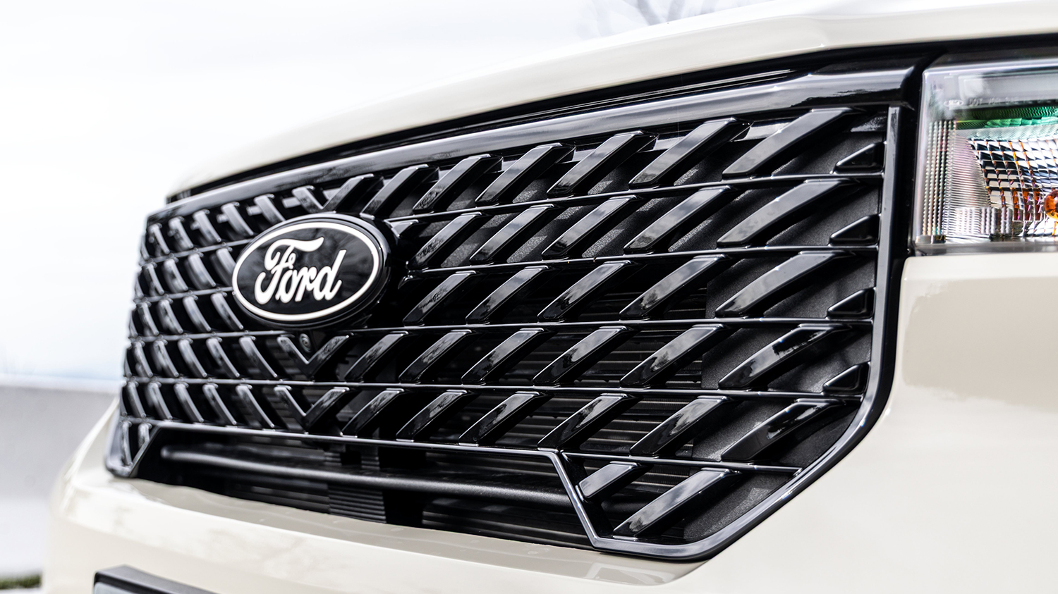 ford-maverick-black (23)