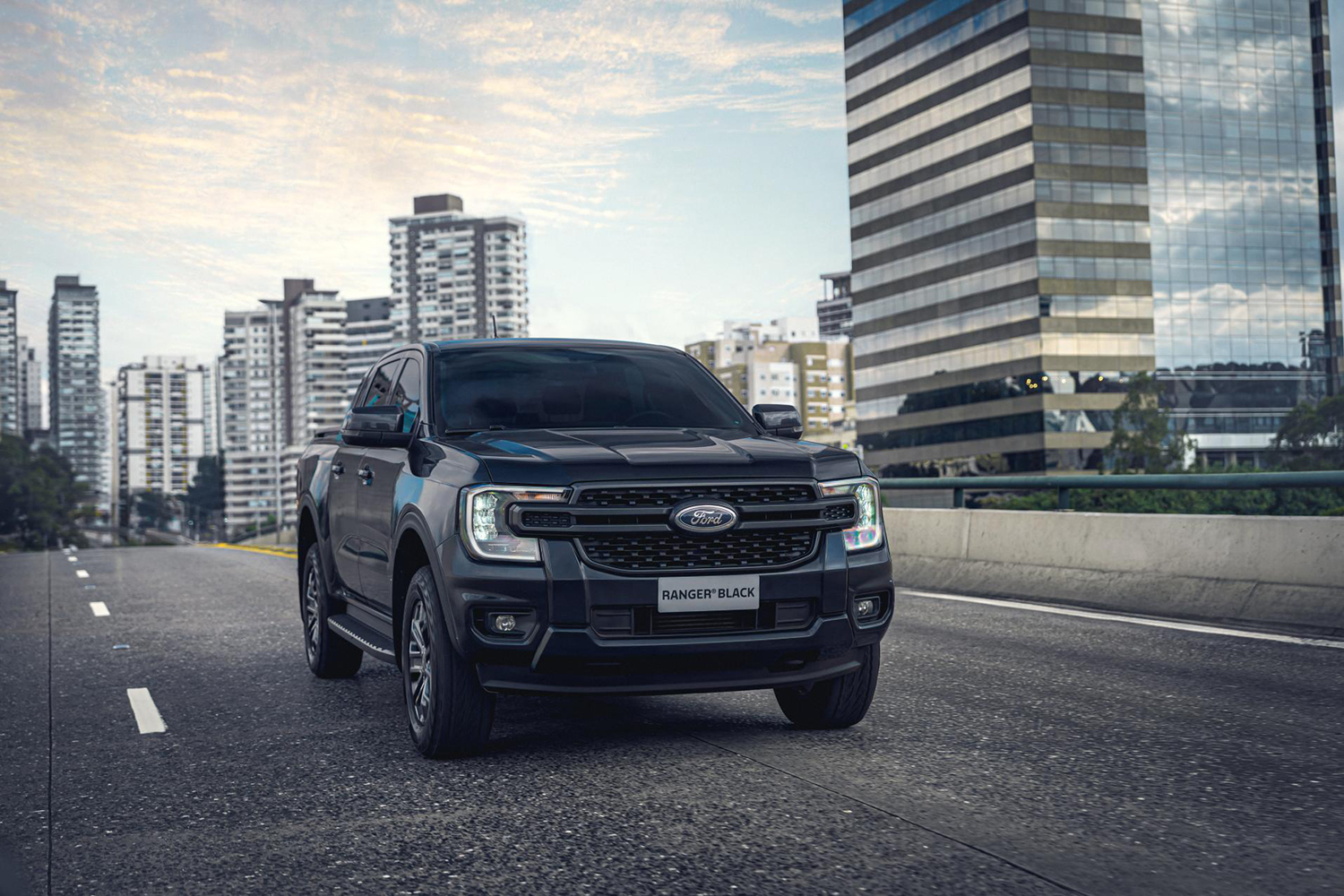 ford-ranger-black (8)